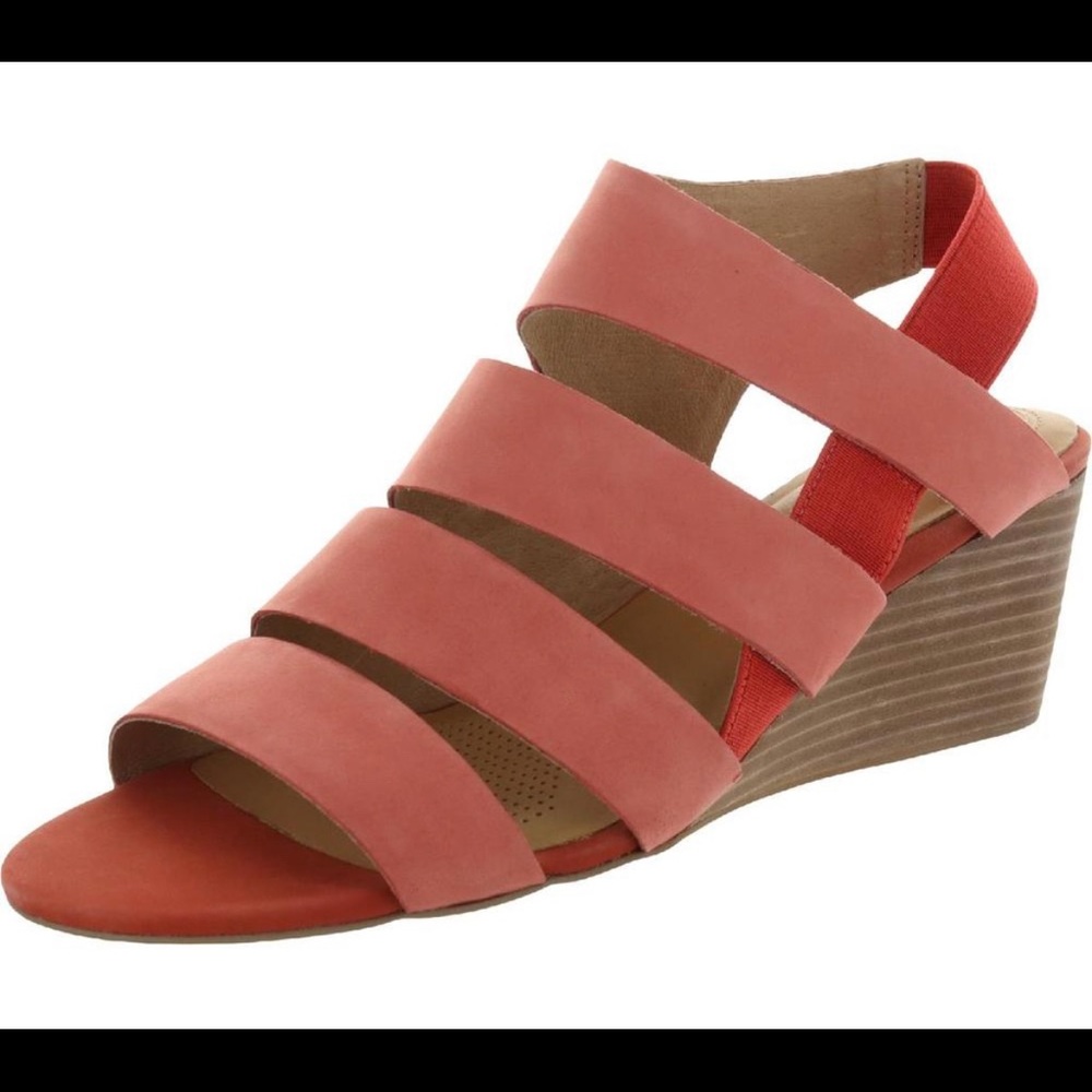 Cordo Como Ontariss wedge, red nubuck, sling-back to form. NWT Size 8
